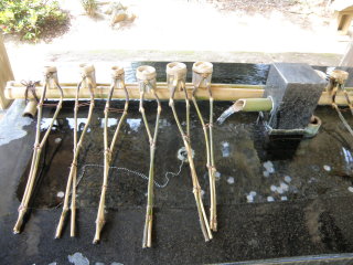 手水舎にあった竹製の柄杓