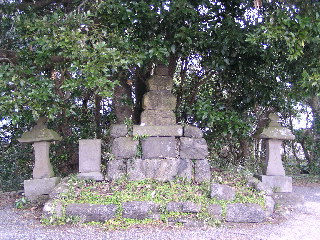 和泉式部の碑