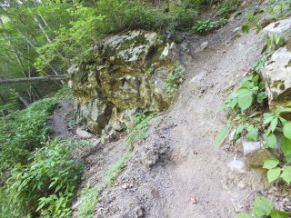 岩の急登