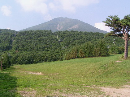 ゴンドラ駅横から見た磐梯山