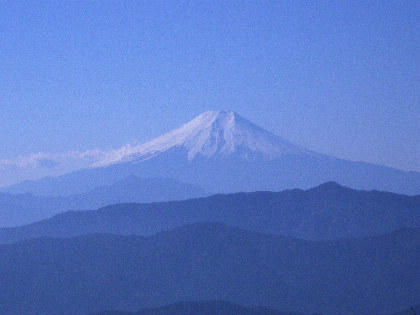 西南西に富士山