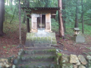 稻包神社