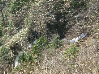 北斜面の雪渓